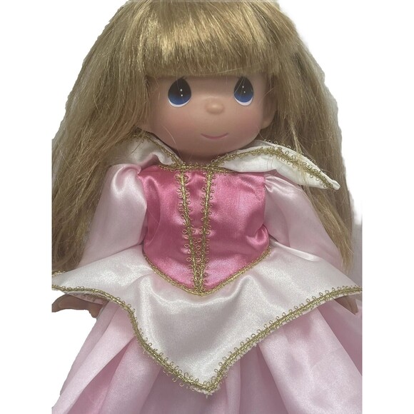 Precious Moments Doll 9 Precious Moments Doll 9\